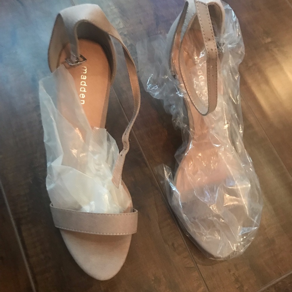 Steve Madden- Madden girl Bella in Blush!